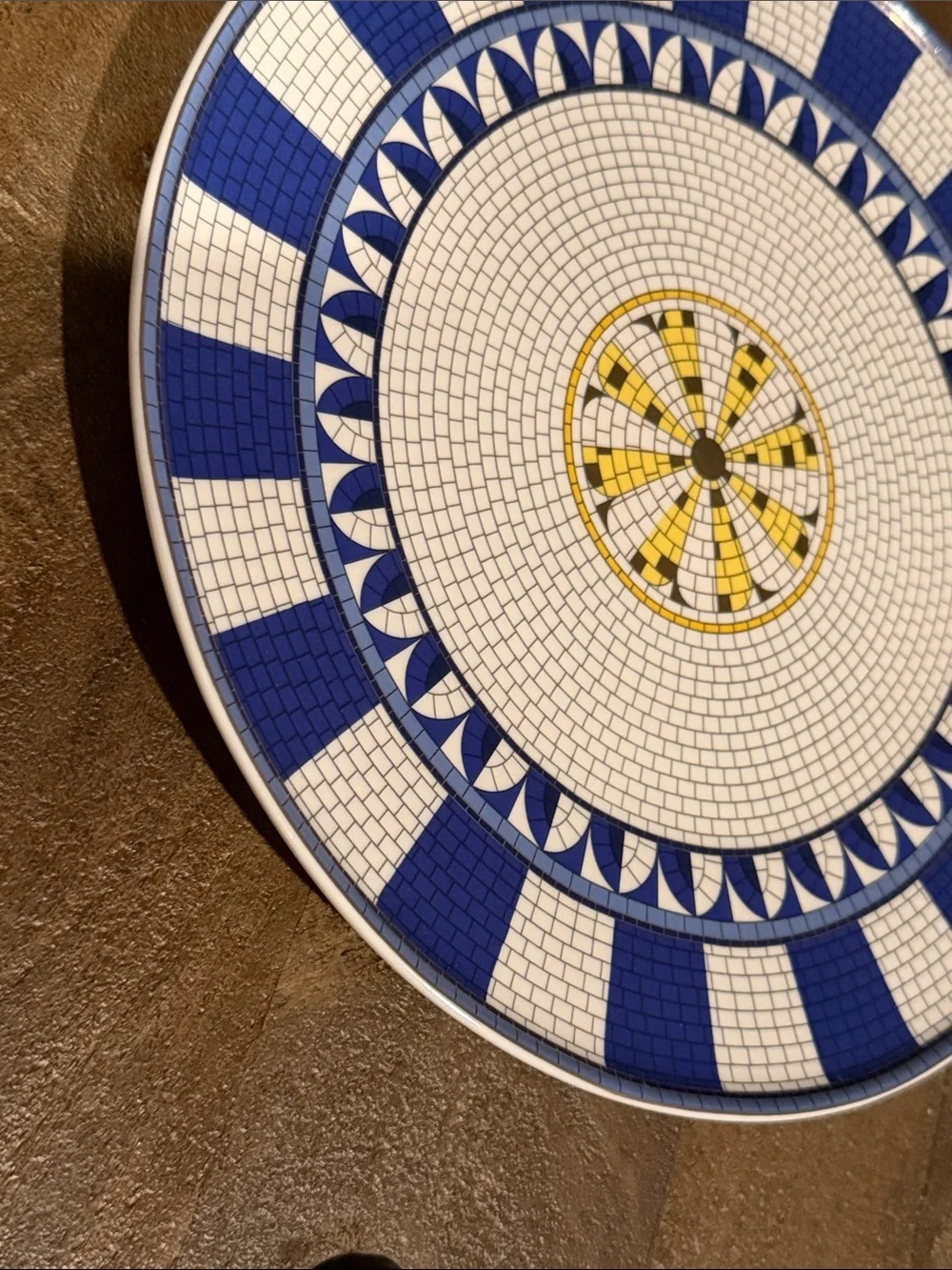 Anthropologie Bistro Tile Stoneware 24k Gold Accent Italia Dinner Plate Sapphire